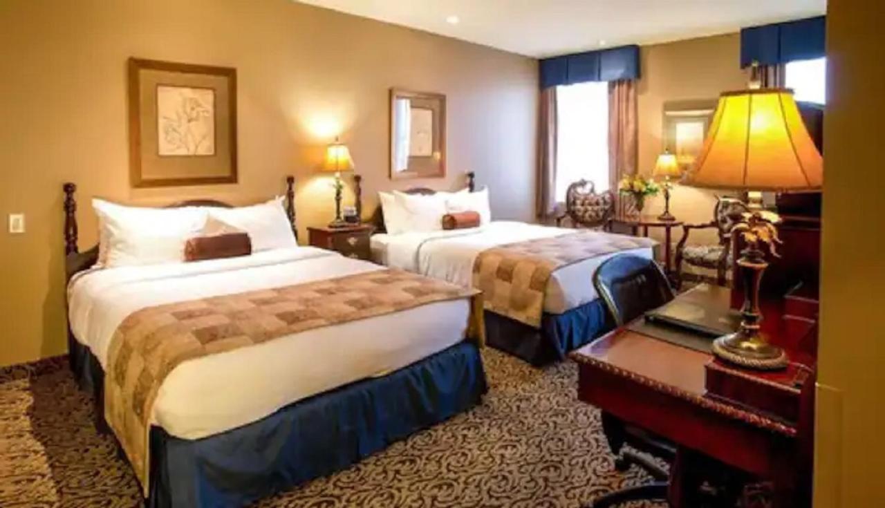 The Parlour Inn Ascend Hotel Collection Стратфорд Экстерьер фото