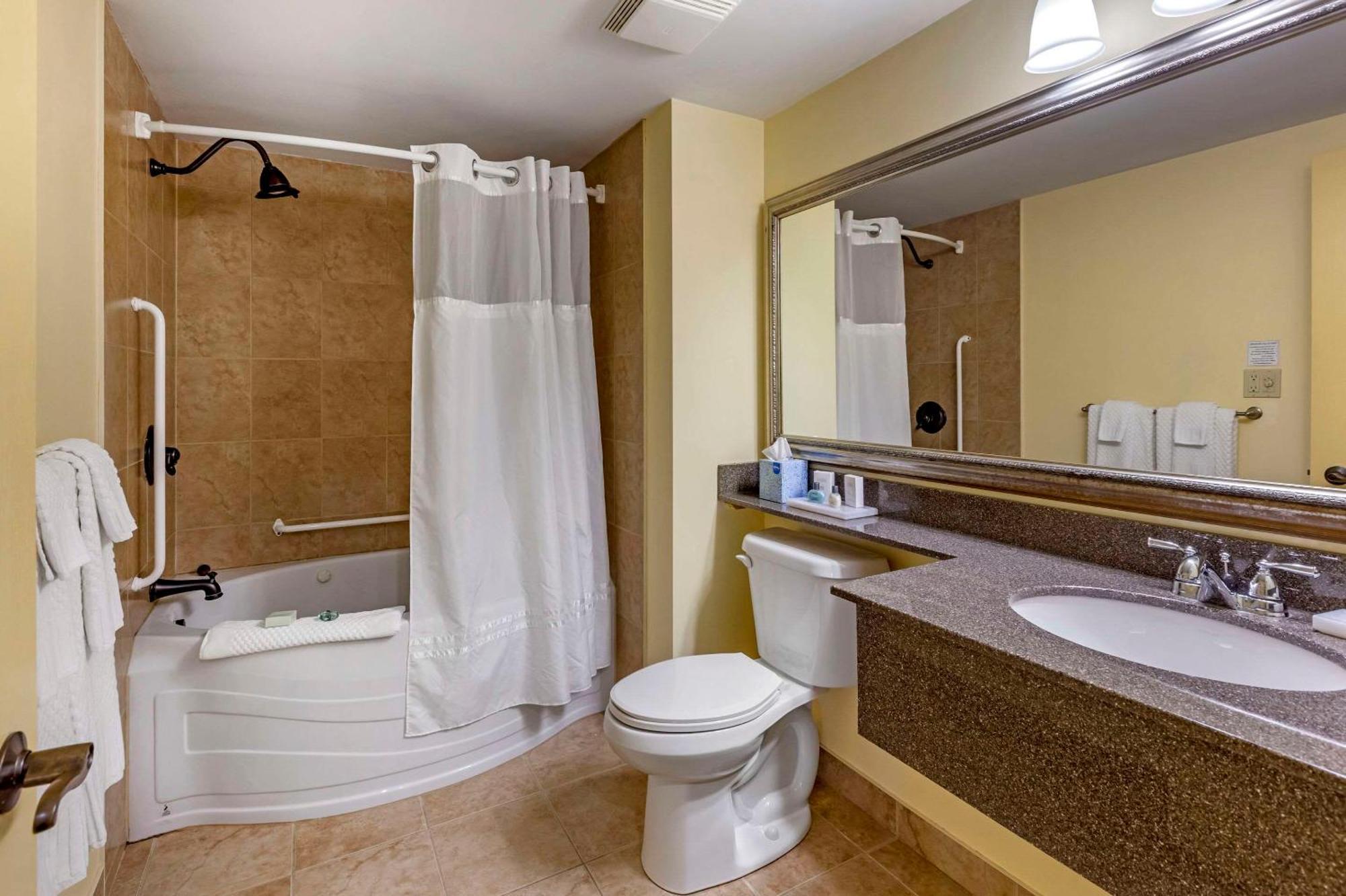 The Parlour Inn Ascend Hotel Collection Стратфорд Экстерьер фото